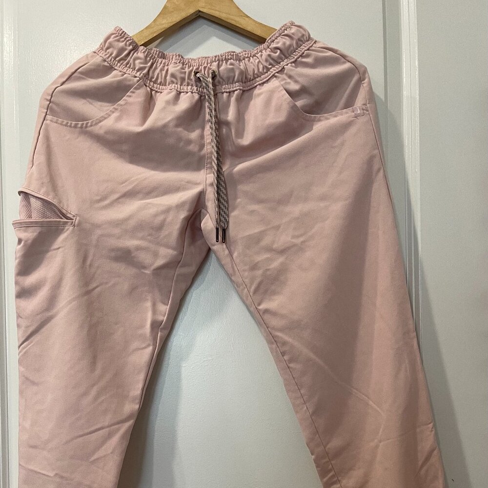 Jaanuu Blushing Pink Scrub Pant / Essential Five Pocket Jogger Pant, XS Petite